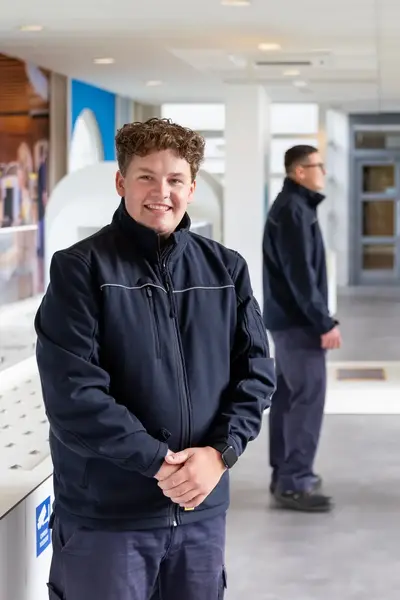 Drie studenten Veiligheidscollege in gang