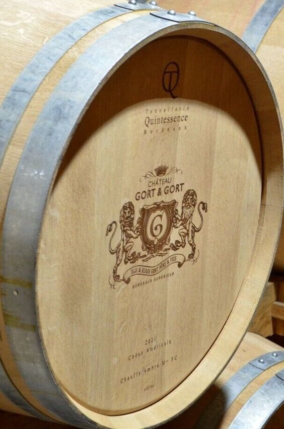 Vat wijn in wijnkelder