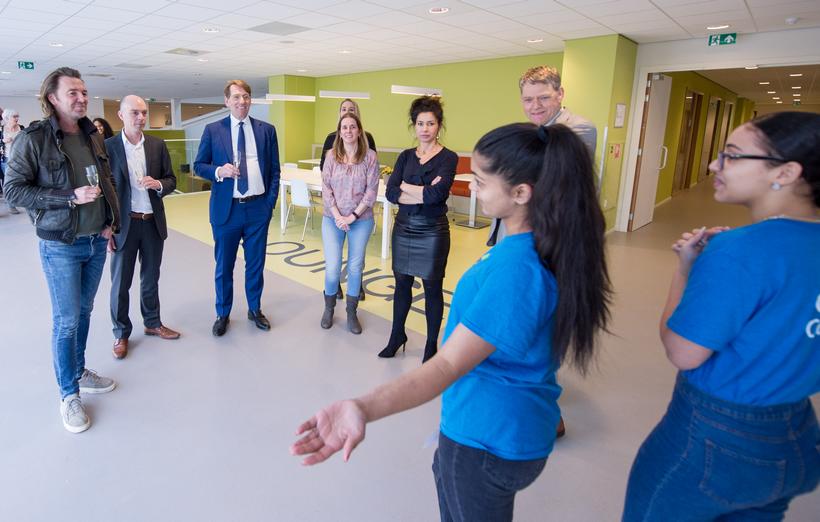 Opening nieuwe school Cburg College