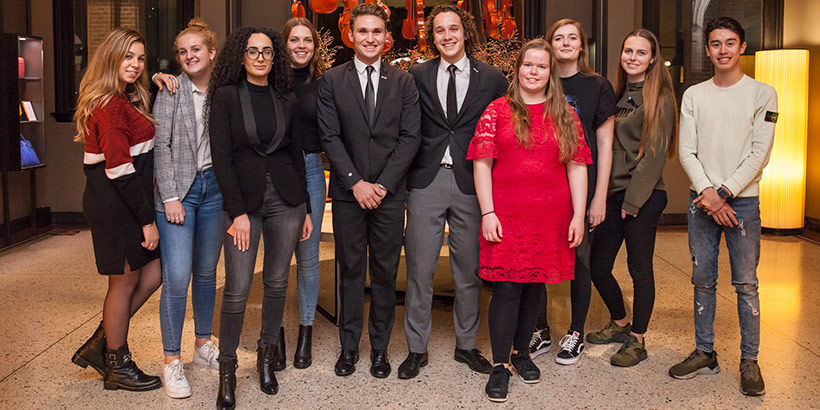 Ambitieuze ROCvA-studenten buigen zich over stadse uitdagingen met project Made By 020