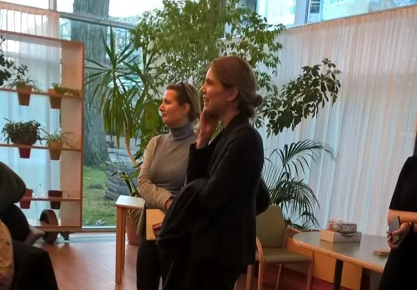 Wethouder Kukenheim op bezoek bij Fieldlabs