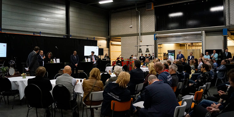 MBO College Airport opent nieuw pand voor studenten Logistiek aan Diamantlaan