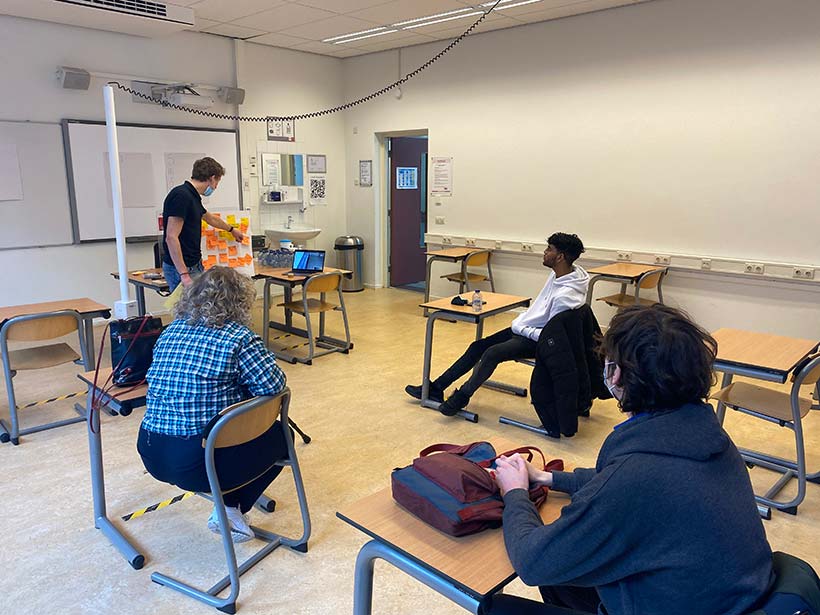 Studenten ROC van Amsterdam helpen horeca vooruit in coronatijd