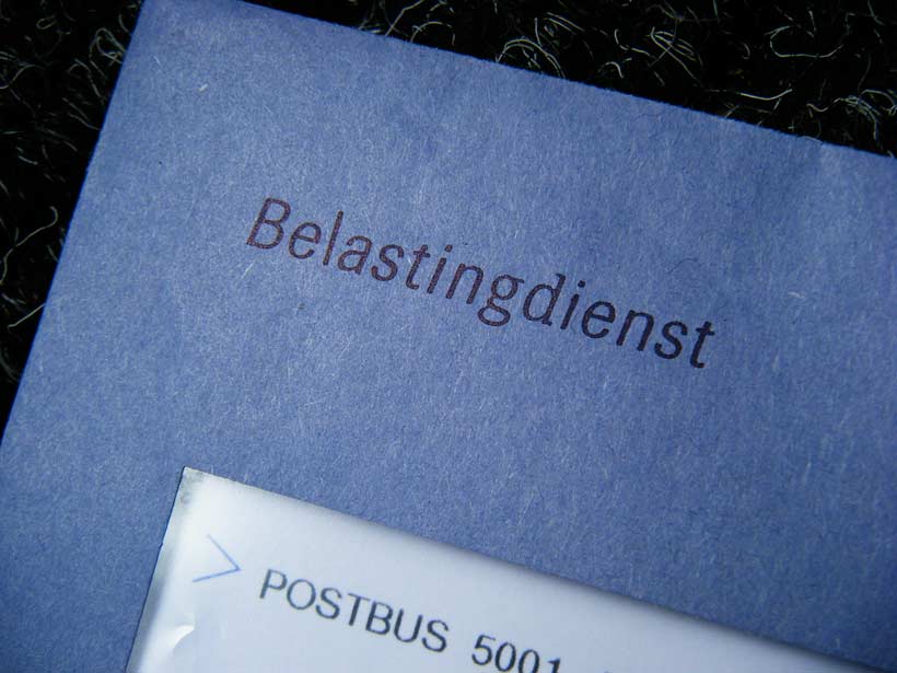 Leerlingen Bredero Mavo vullen gratis belastingformulieren in voor buurtbewoners