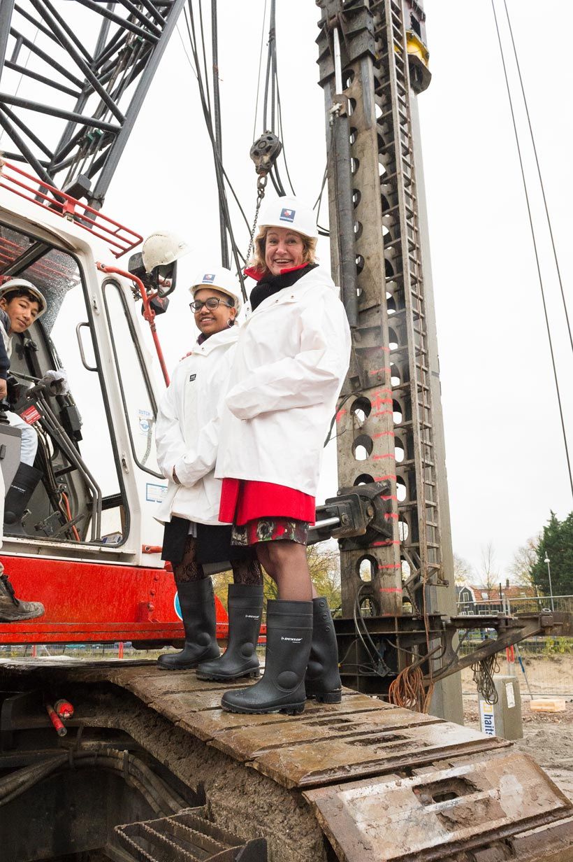 Hyperion Lyceum slaat eerste paal nieuw schoolgebouw