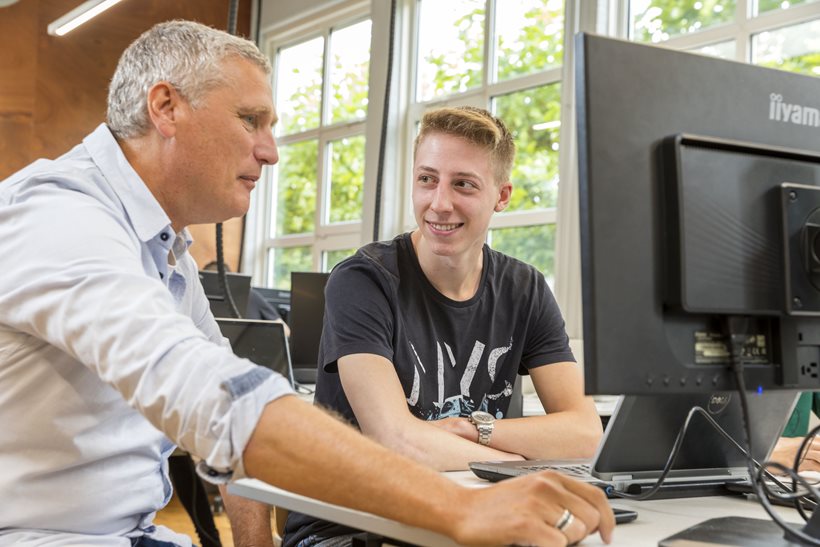 Inspectie spreekt vertrouwen uit in het ROC van Amsterdam - Flevoland