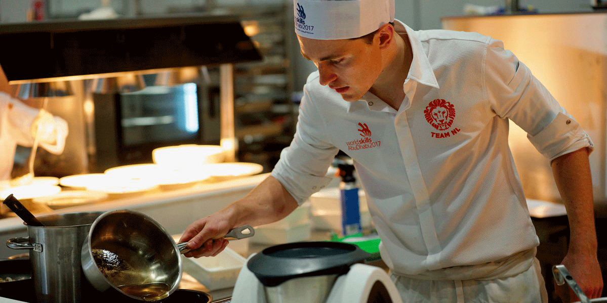 Jason de Haan knokt voor medaille tijdens WK-koken